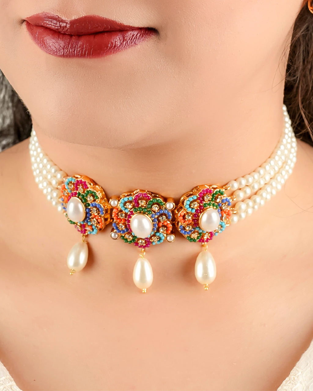 Nooraya Nauratan Choker Set With Tika