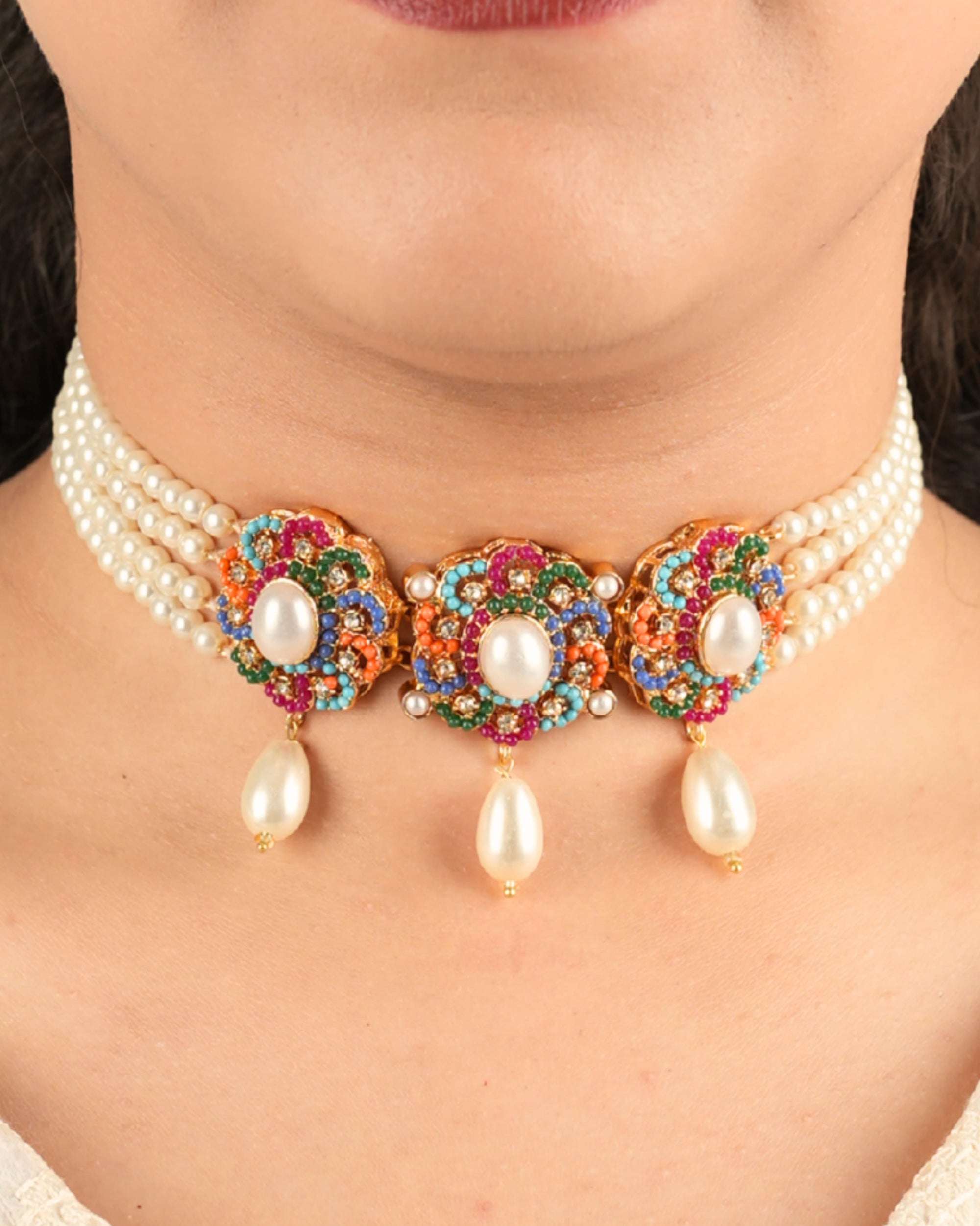Nooraya Nauratan Choker Set With Tika