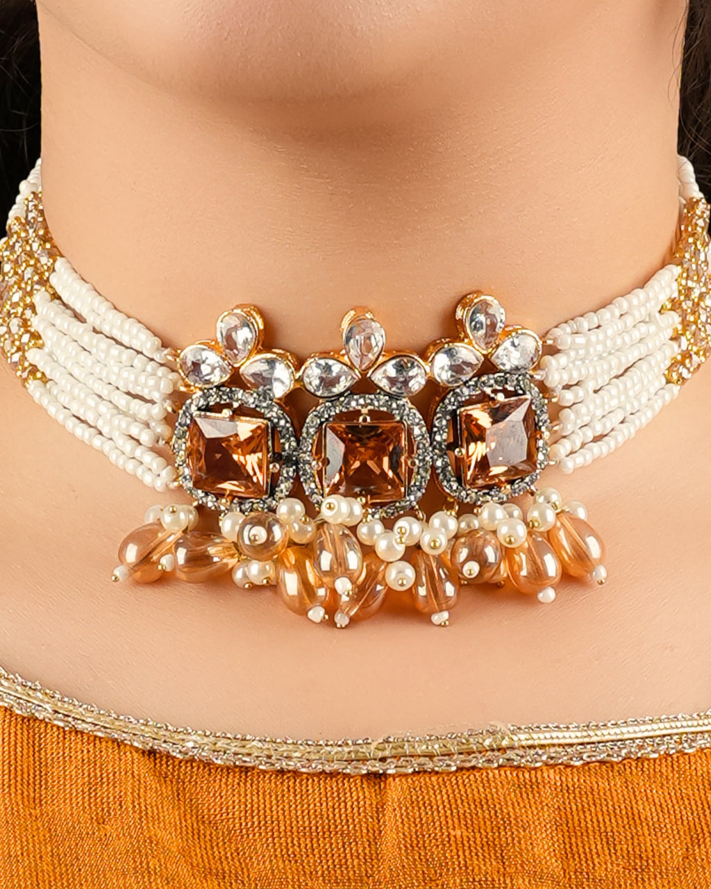 Zayra Champagne & Pearl Choker Set With Tika