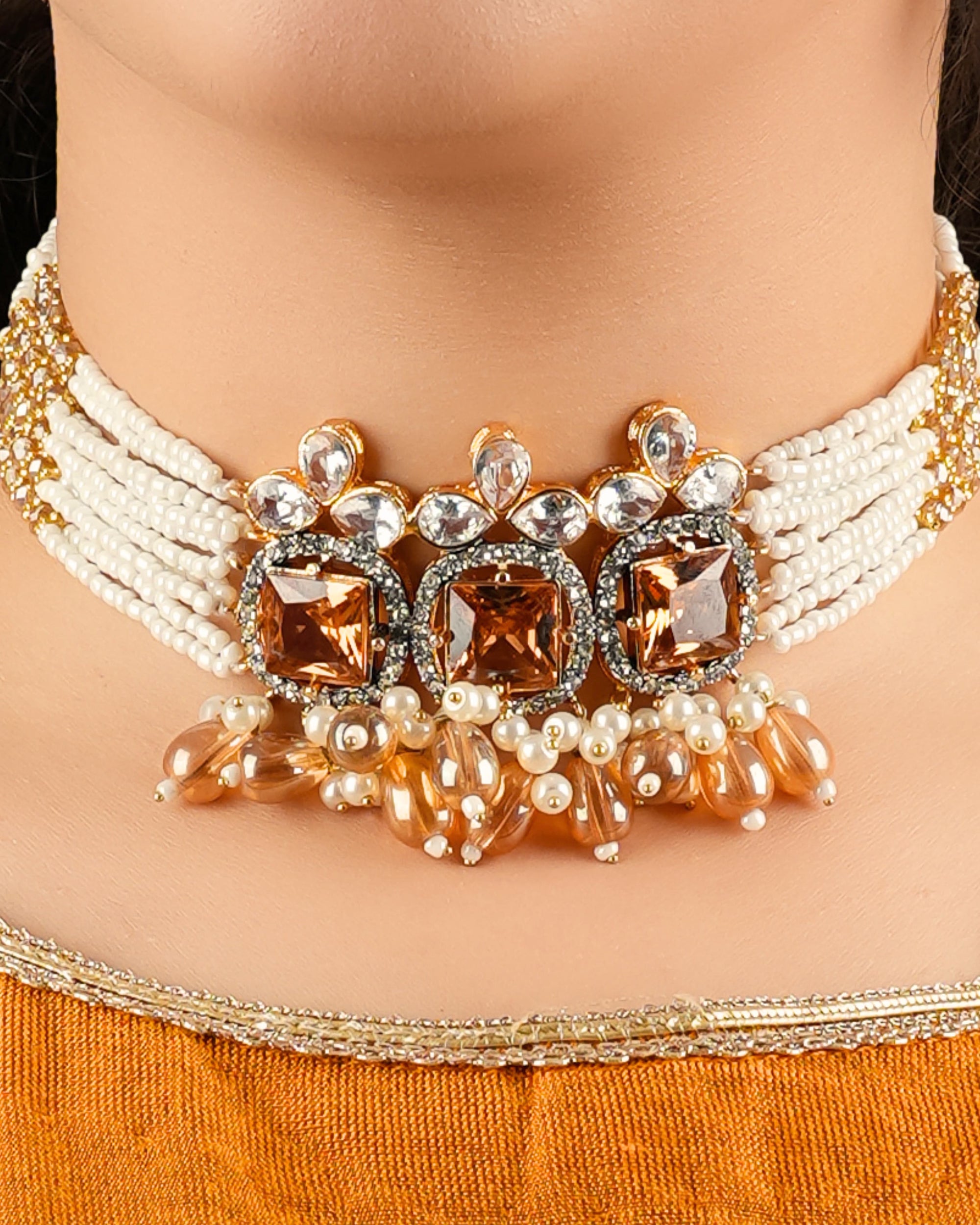 Zayra Champagne & Pearl Choker Set With Tika