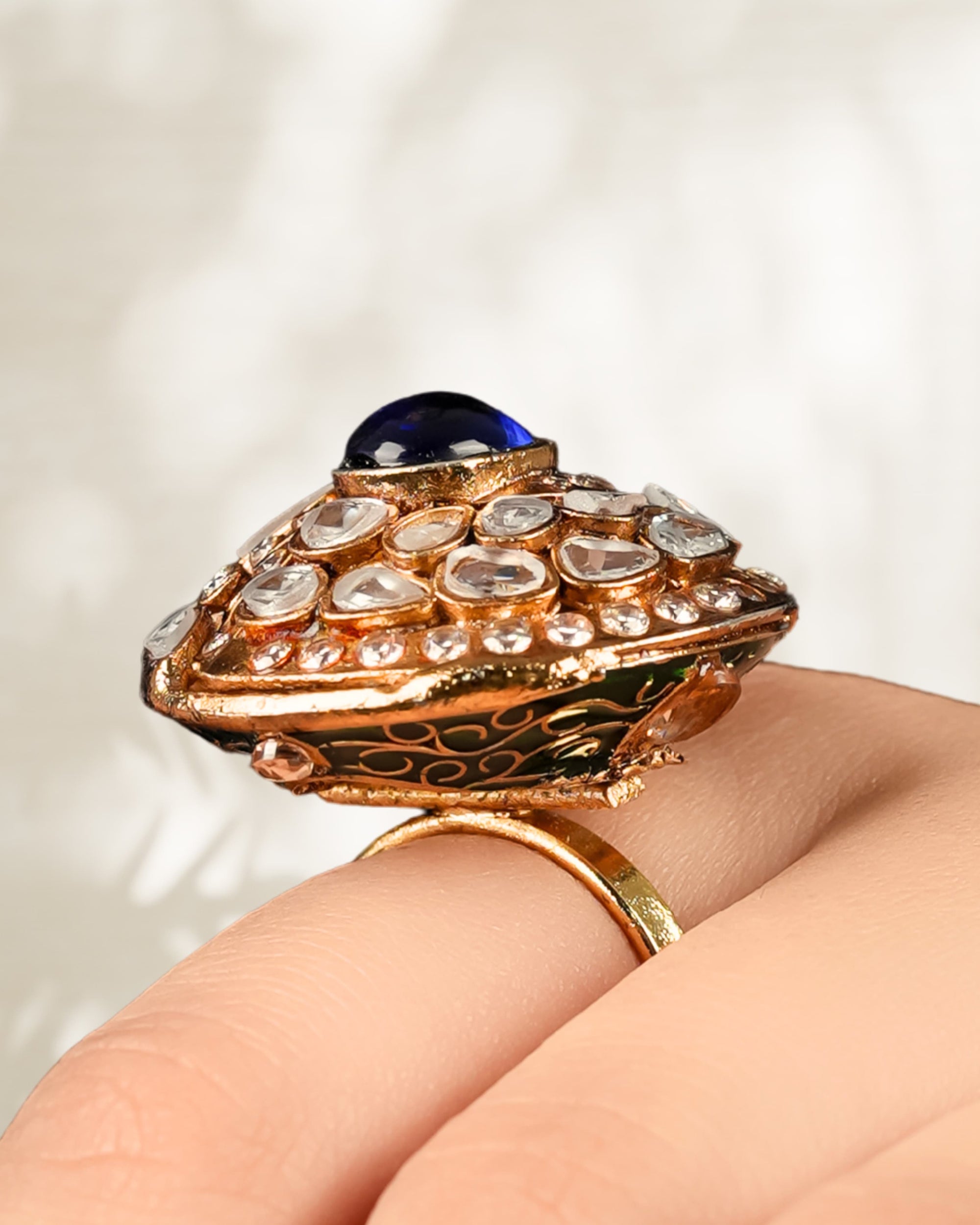 Blue Onyx Ring with Kundan