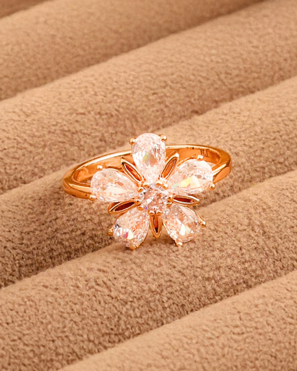 Flower Zircon Ring