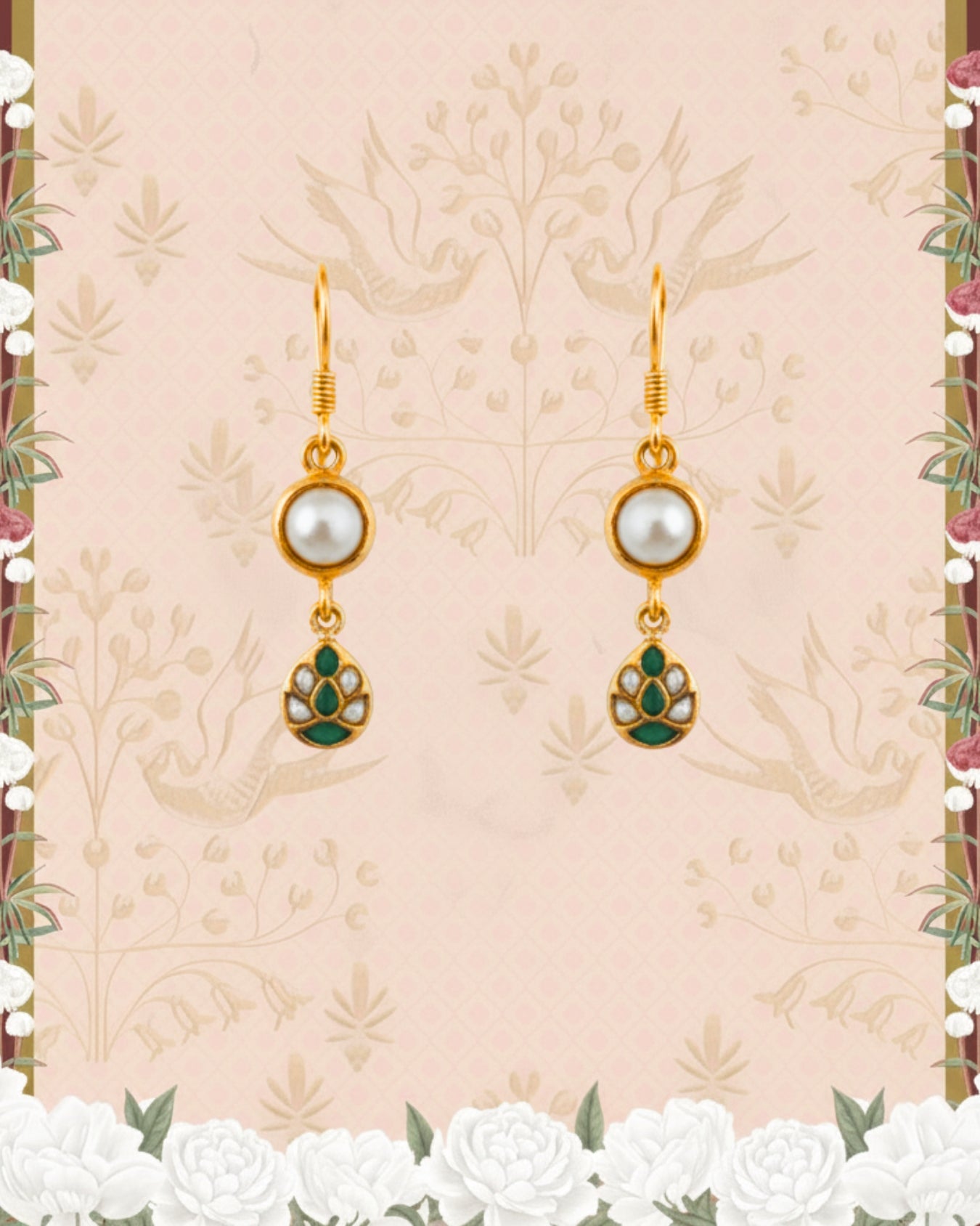 Aviné Charm Necklace Set