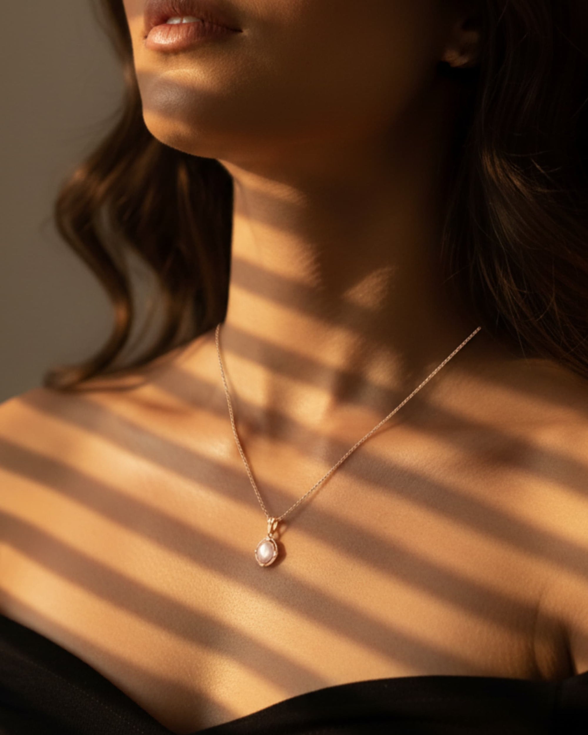 Oval Crown Pendant