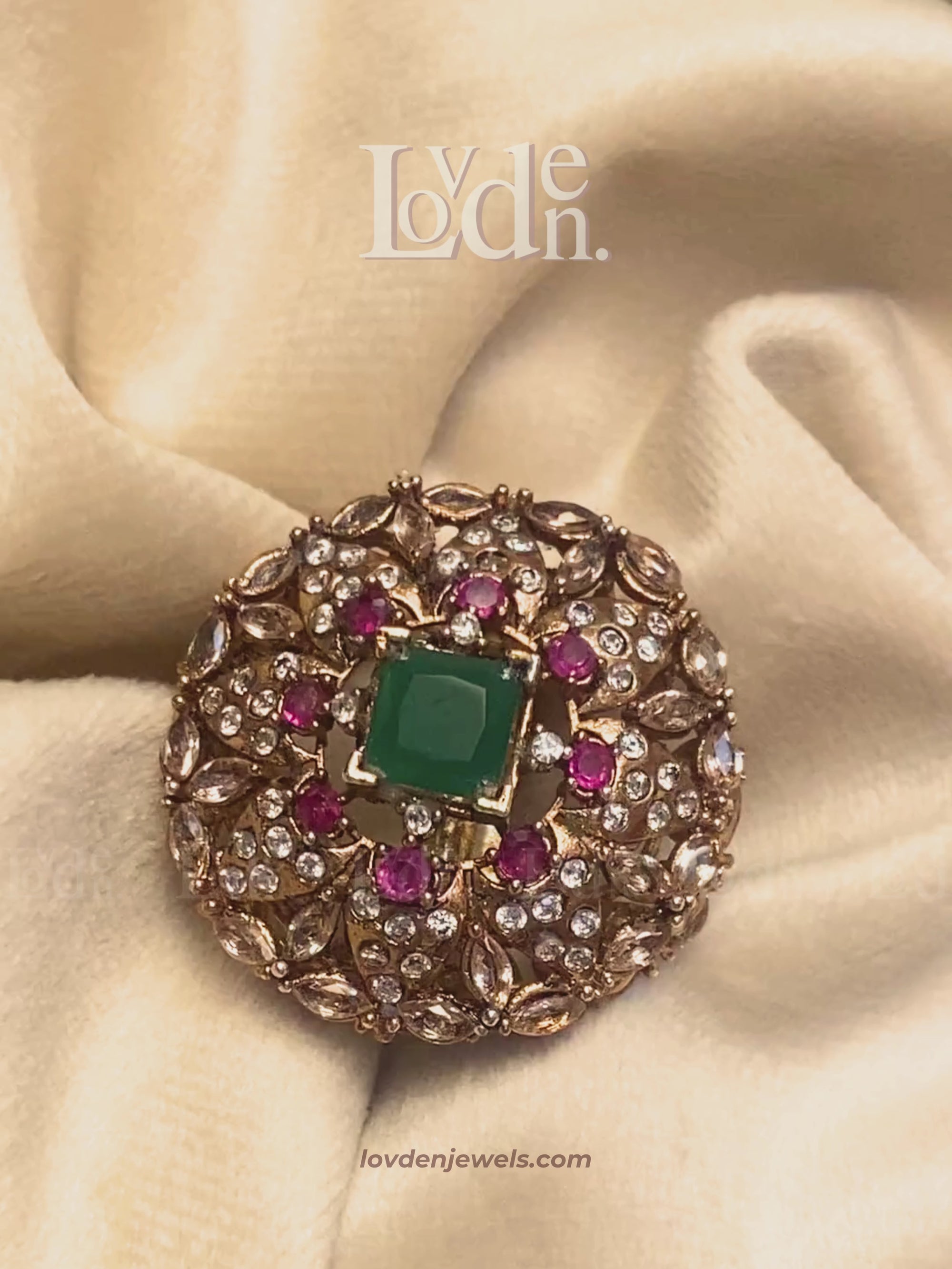 Green Emerald Ring